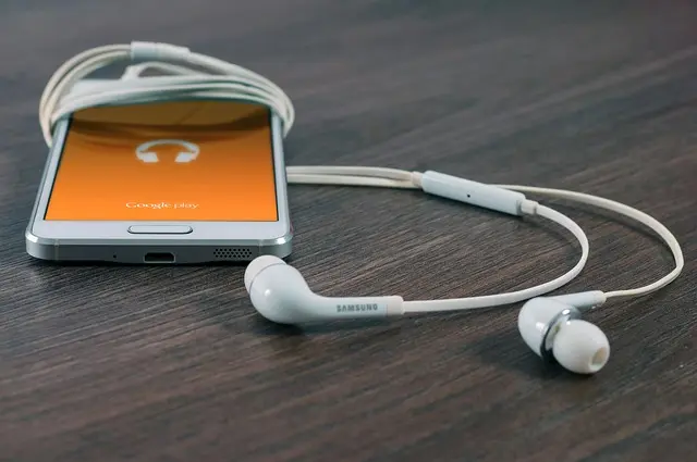 How to Choose the Right Mobile Gadget for Your Needs