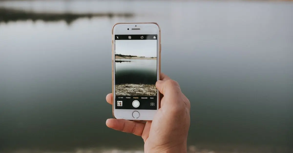 Key Features to Look for in a High-End Smartphone