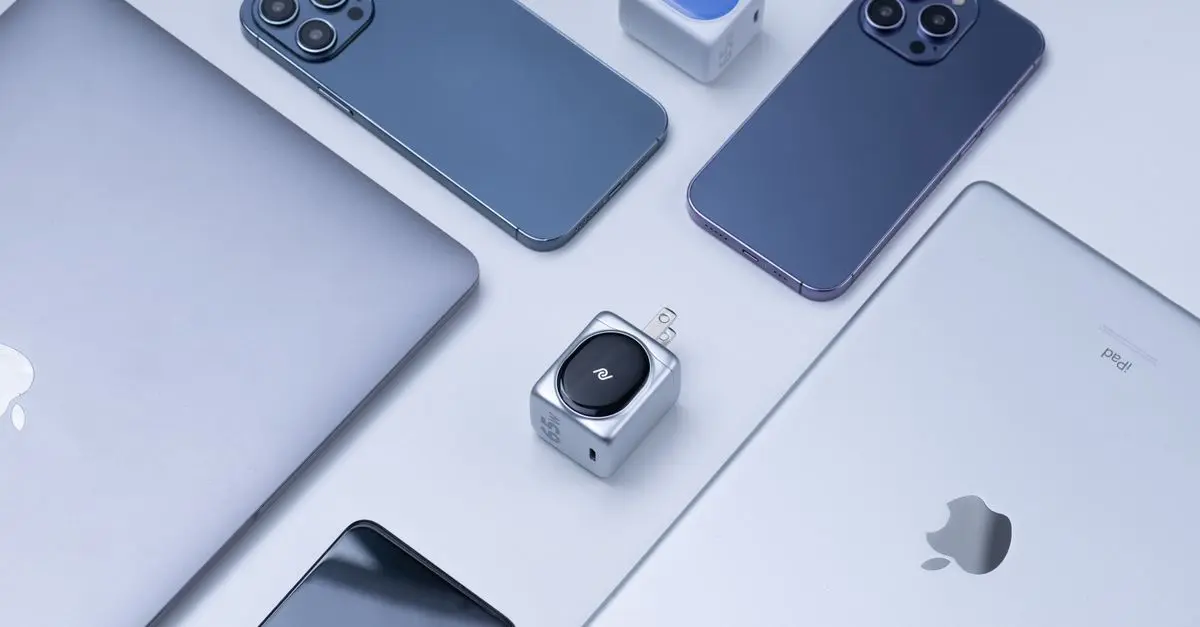 Essential Mobile Gadgets for Tech Enthusiasts