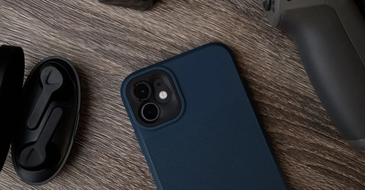 Exploring Essential Features in Modern Mobile Gadgets