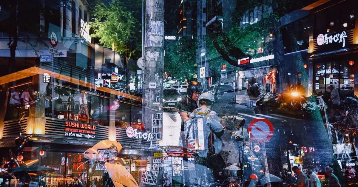 Top 7 Mobile Gadgets Revolutionizing Communication
