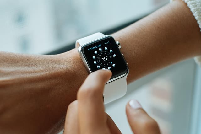 Top 10 Innovative Mobile Gadgets Transforming Daily Life