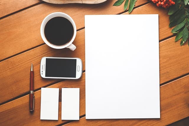 Top Mobile Gadgets for Traveling: Must-Have Tech