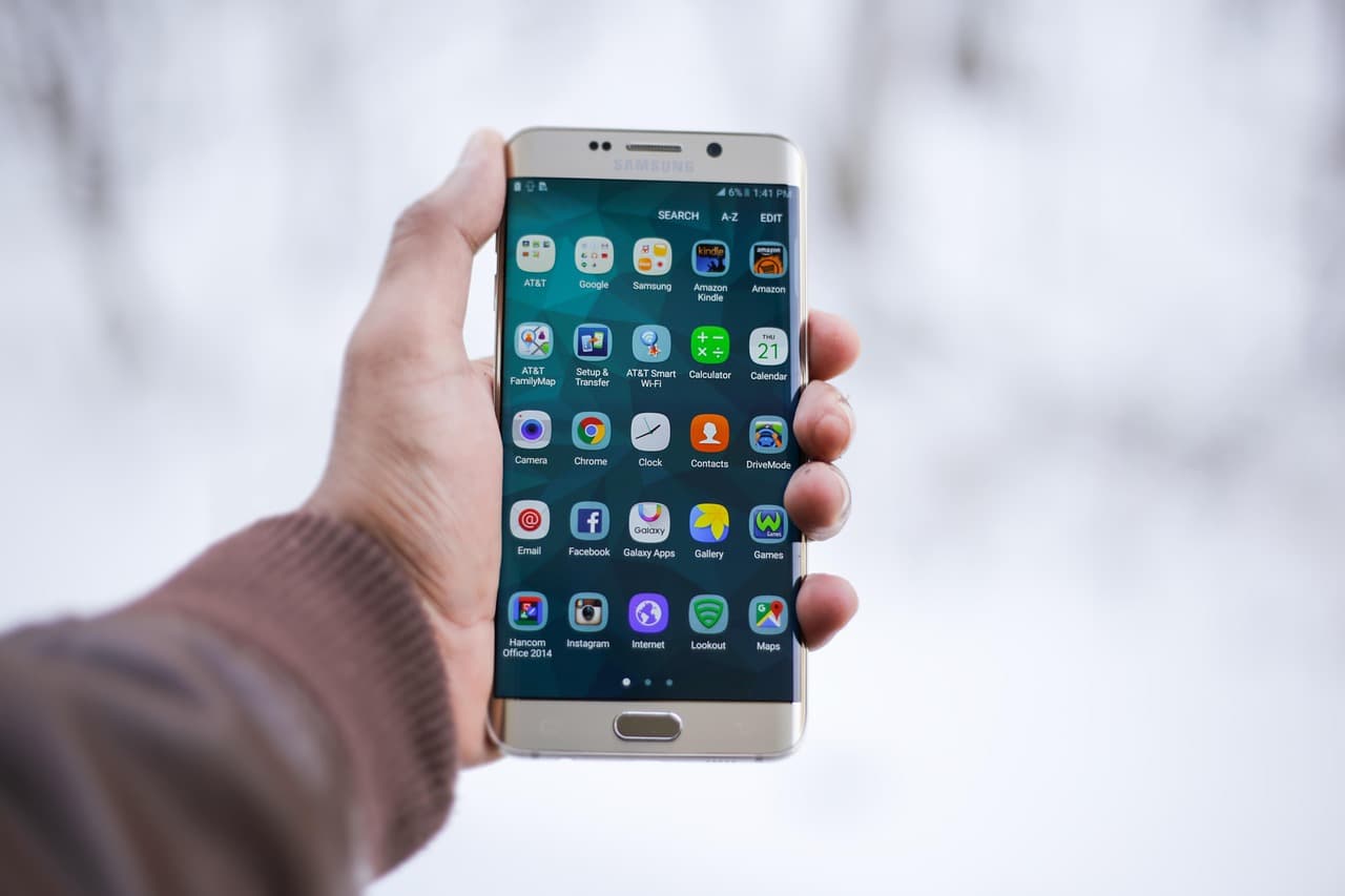 Essential Accessories for Mobile Gadgets in 2026