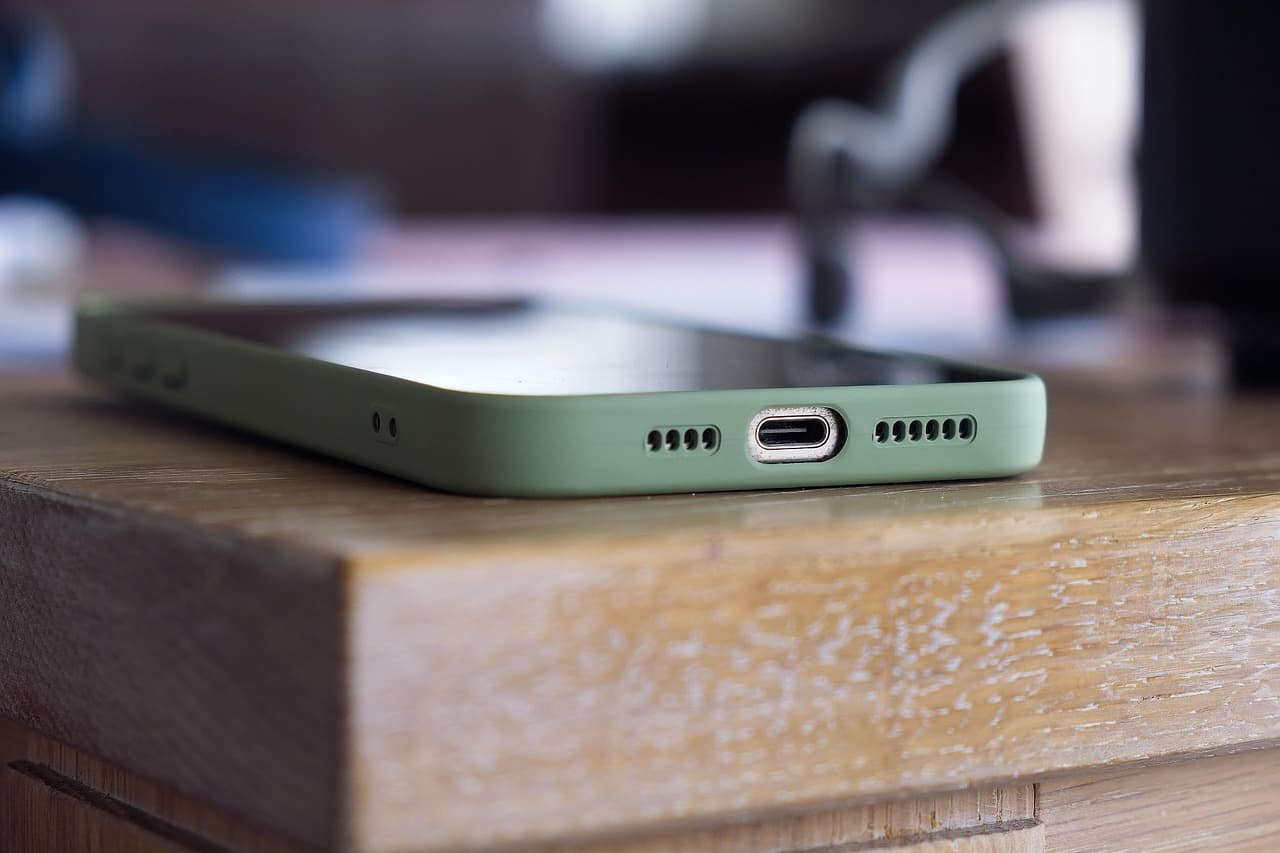A Beginner's Guide to Understanding Mobile Gadgets